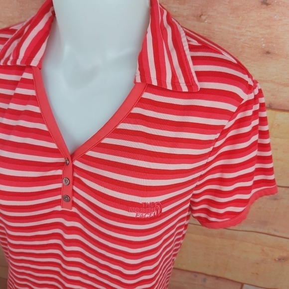 🍄3/50$🍄 THE NORTH FACE v-neck polo size Medium - Picture 1 of 7